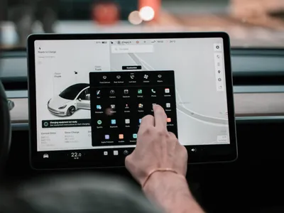Tesla Model 3 Long Range touchscreen interface