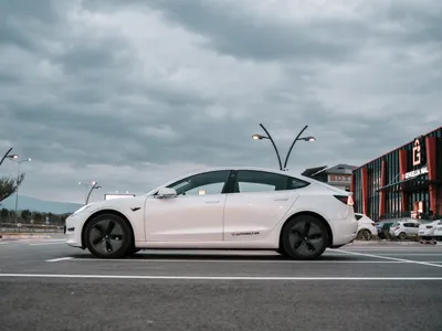Tesla Model 3 Long Range side view