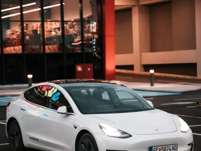 Tesla Model 3 Long Range Pearl White — Bojma Rent a Car Macedonia