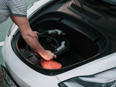 Tesla Model 3 Long Range trunk boot space
